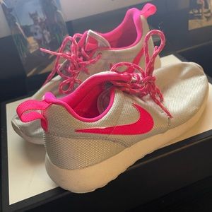 Nike Roshe Run Kids 3